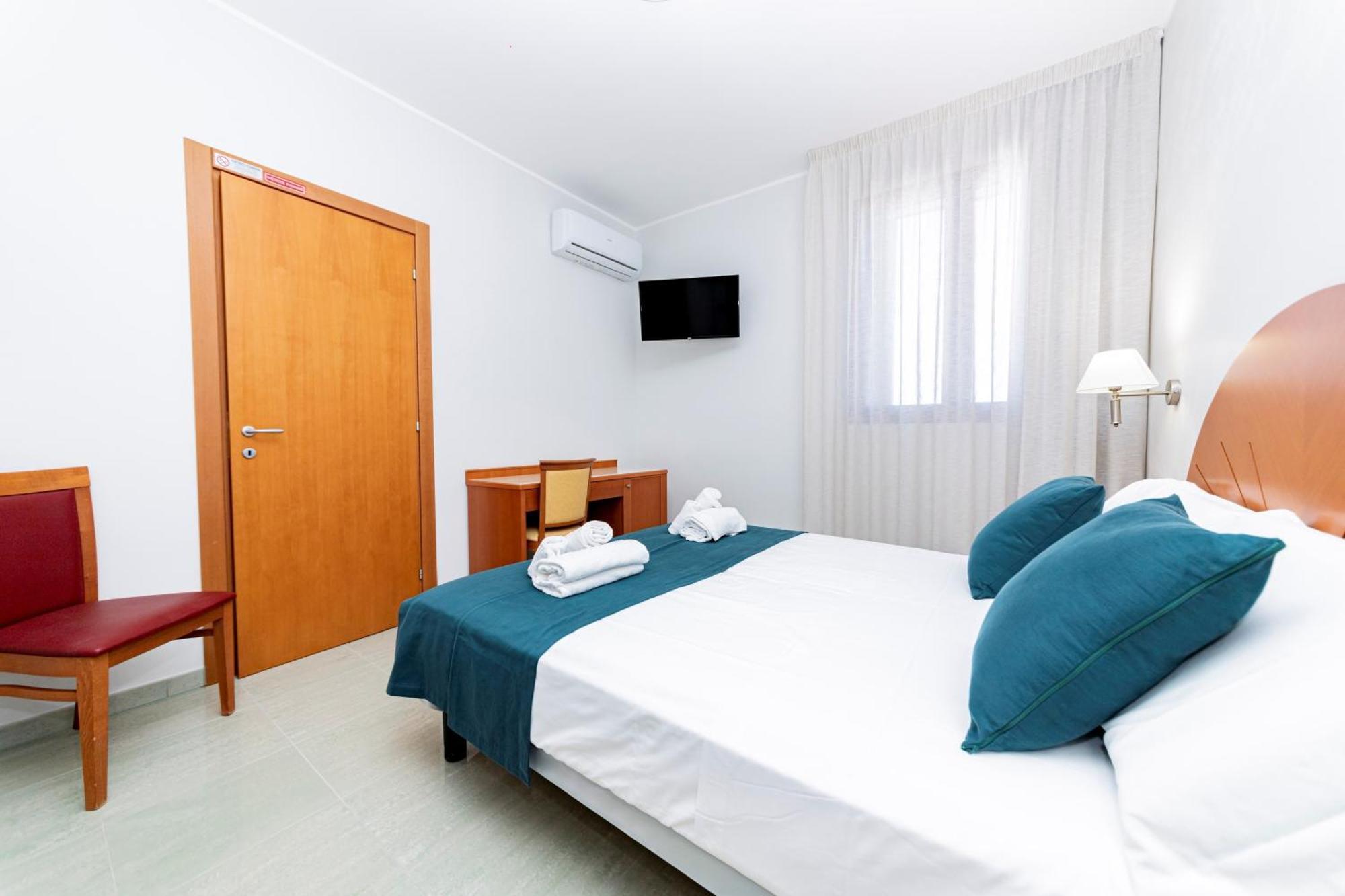 Hotel Alba Torre Lapillo Exteriör bild