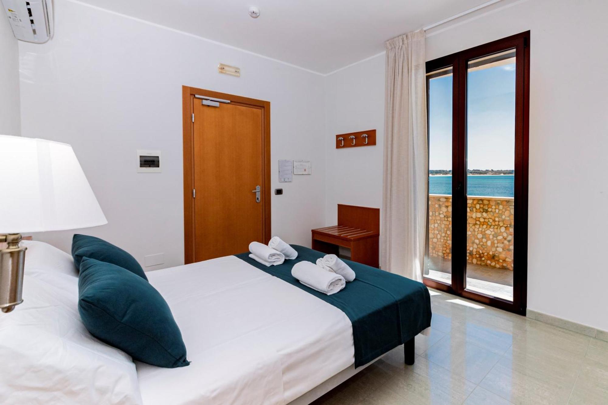 Hotel Alba Torre Lapillo Exteriör bild
