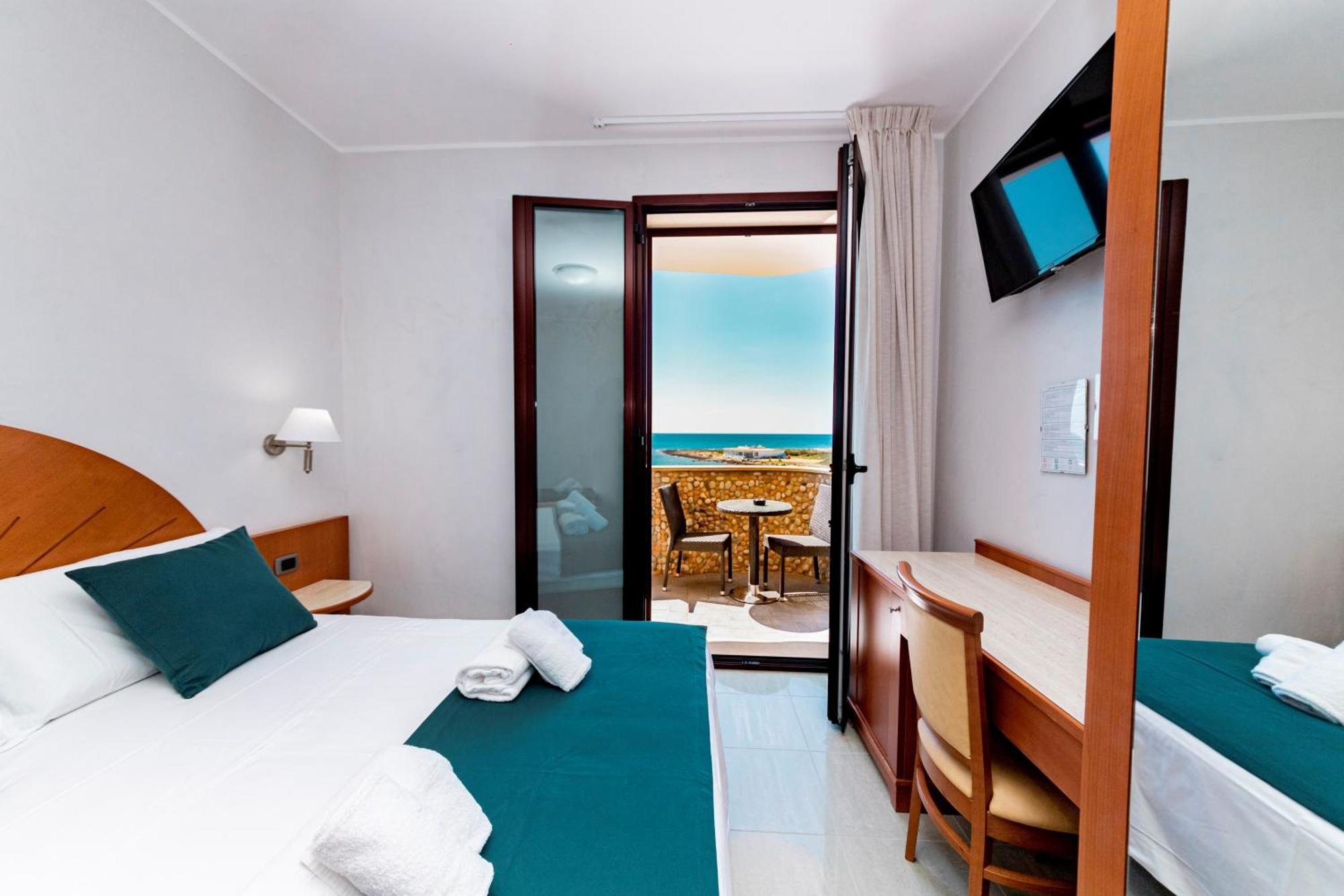 Hotel Alba Torre Lapillo Exteriör bild
