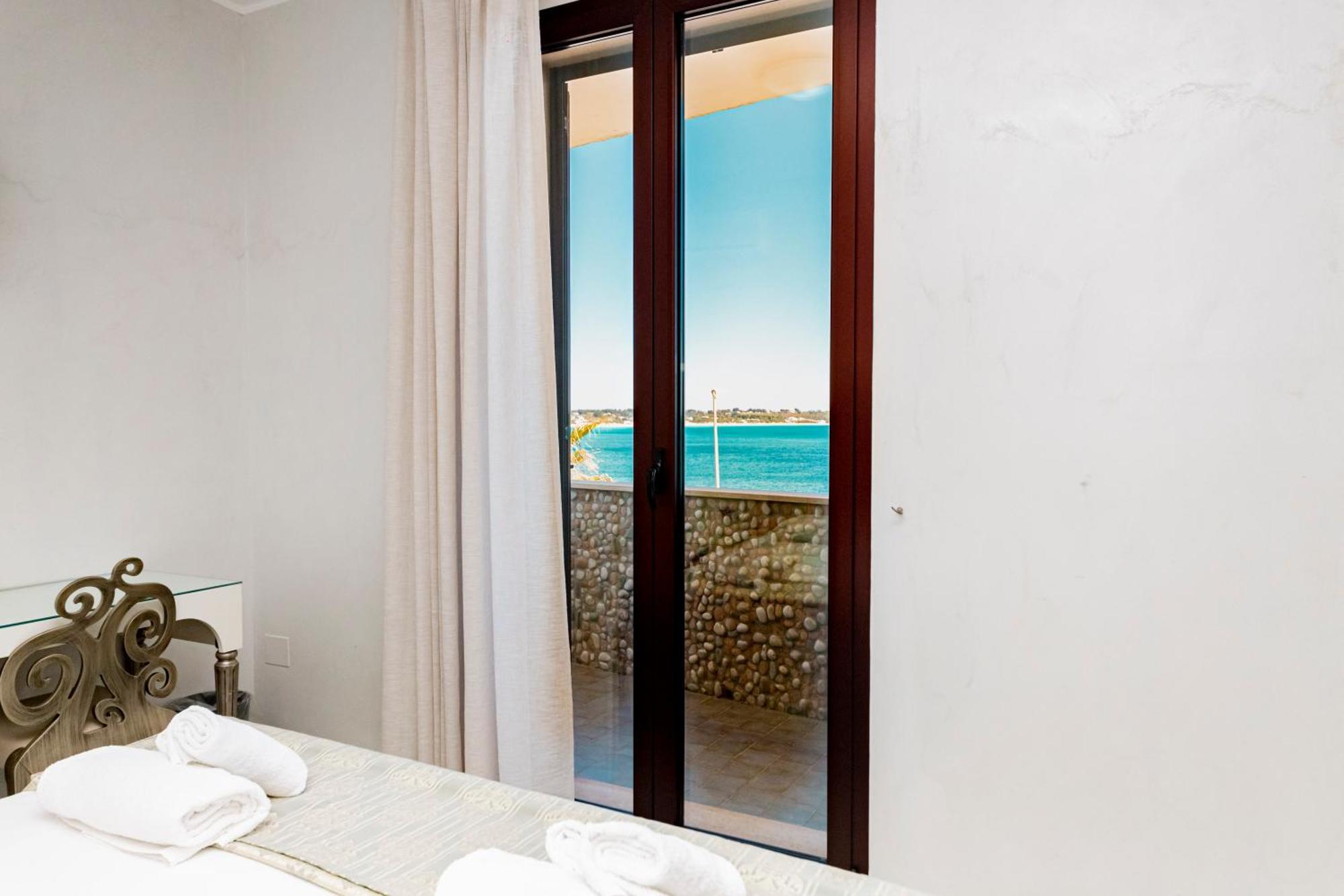 Hotel Alba Torre Lapillo Exteriör bild
