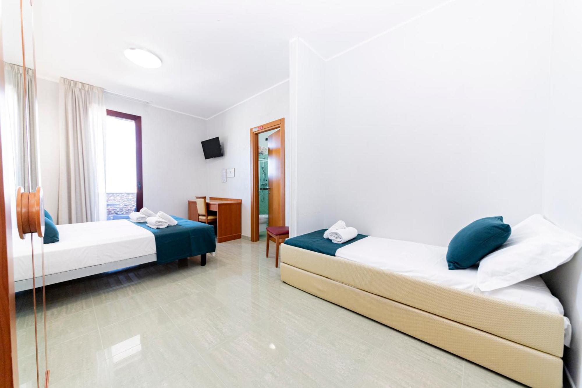 Hotel Alba Torre Lapillo Exteriör bild