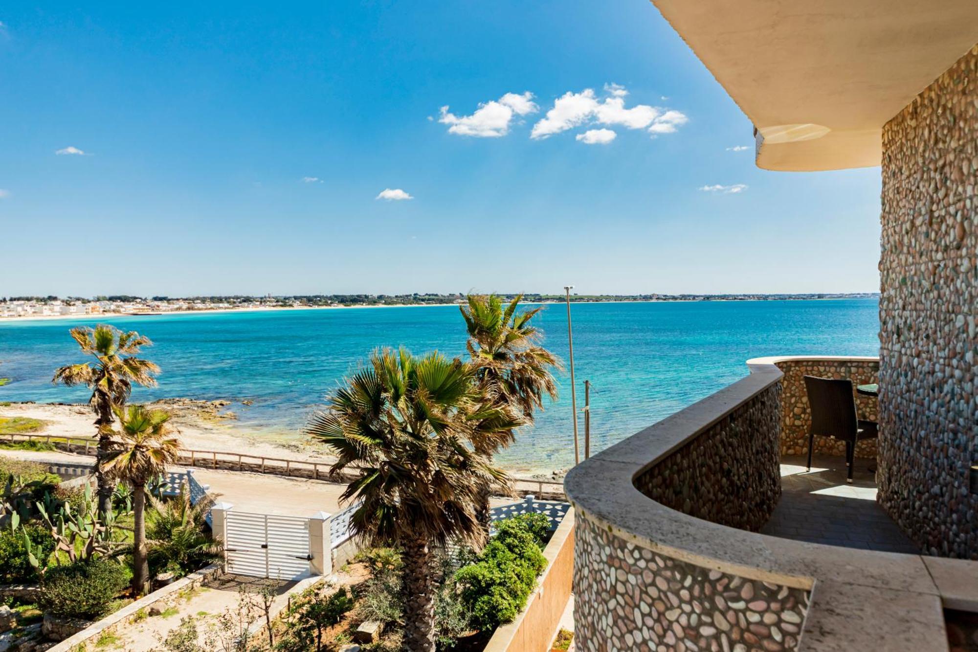 Hotel Alba Torre Lapillo Exteriör bild