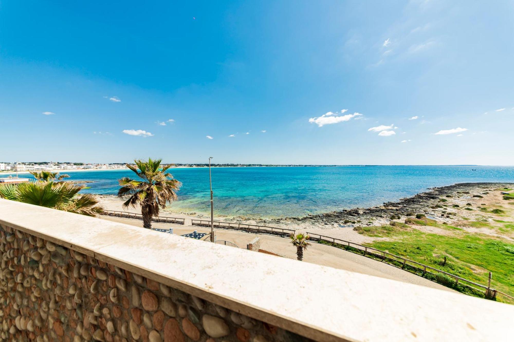 Hotel Alba Torre Lapillo Exteriör bild
