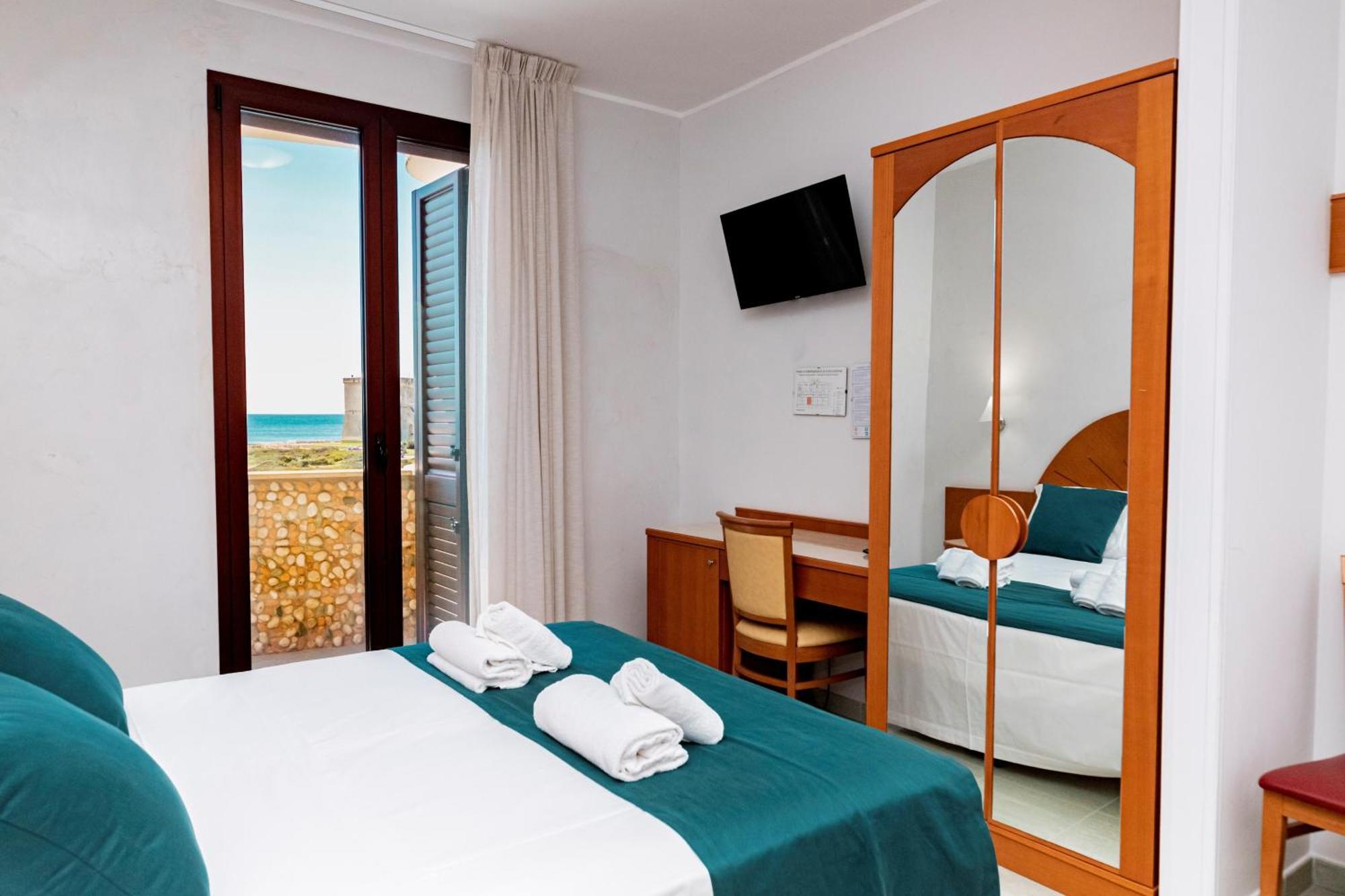 Hotel Alba Torre Lapillo Exteriör bild