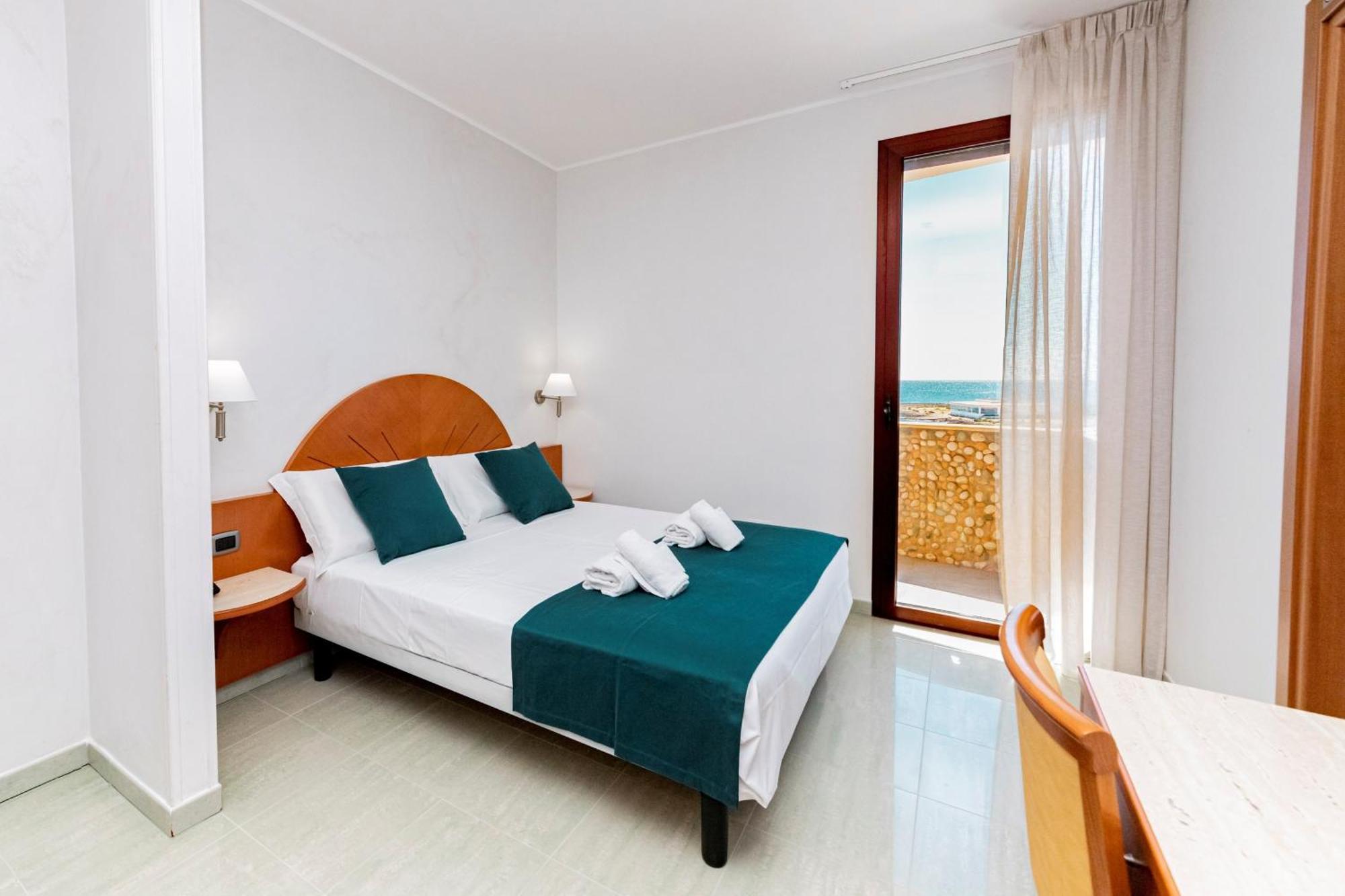 Hotel Alba Torre Lapillo Exteriör bild