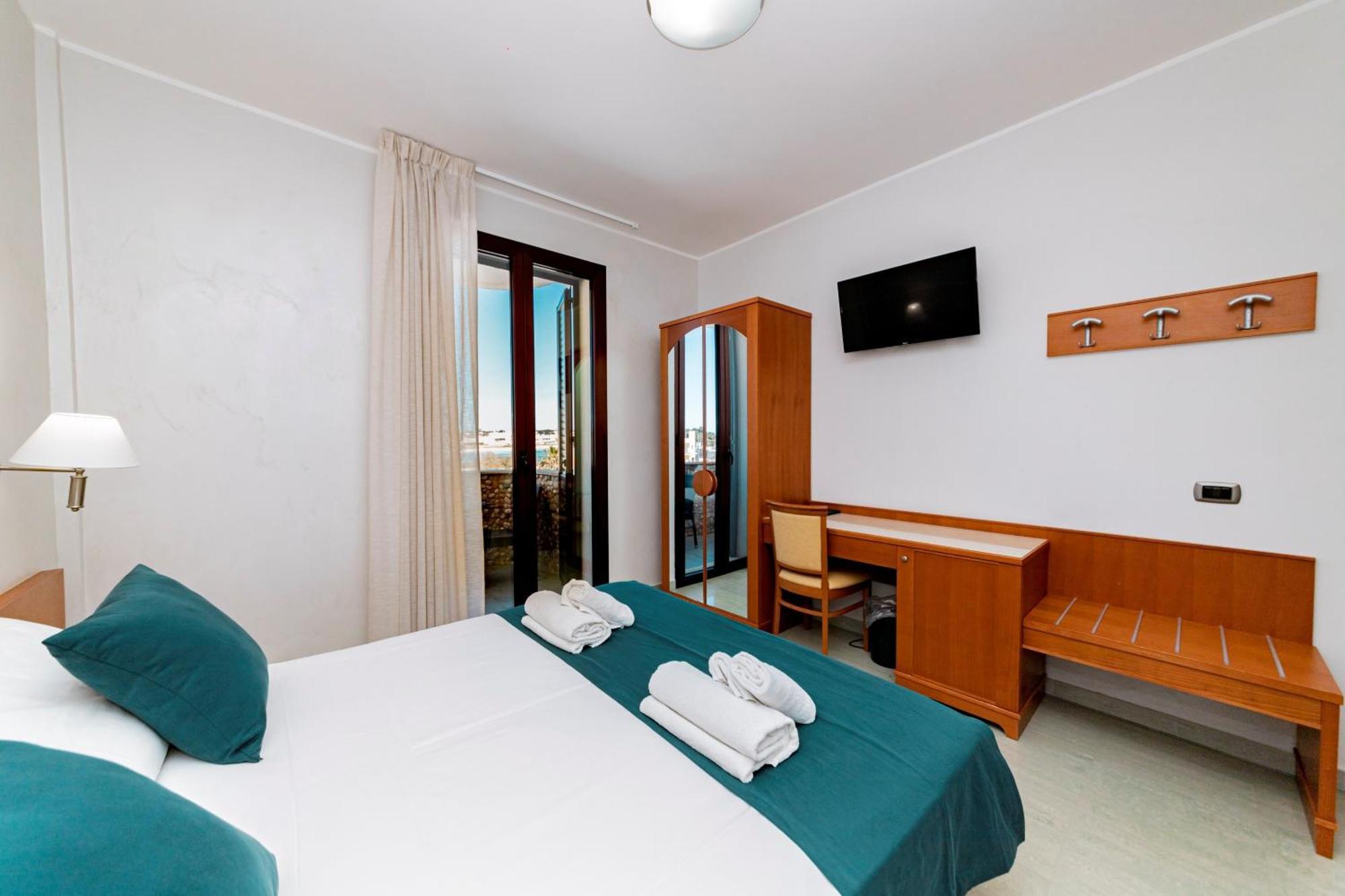 Hotel Alba Torre Lapillo Exteriör bild